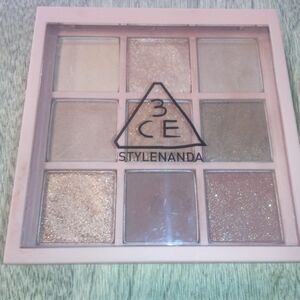 3CE Stylenanda Neutral Pink & Taupe Nine-Color Eyeshadow Palette